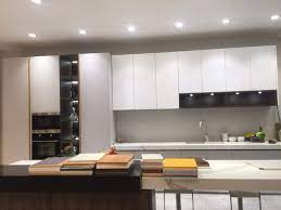 قیمت کابینت ام دی اف پایین تر از هایگلاس است