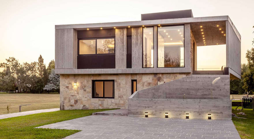 نمونه ای از اجرای متریال سنگ در نما