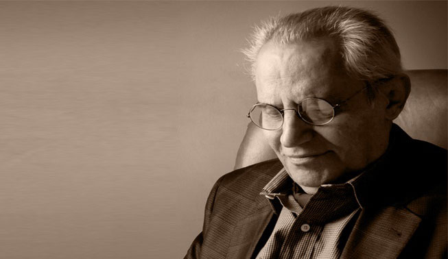 از معماران معروف ایران، علی اکبر صارمی را می توانیم نام ببریم